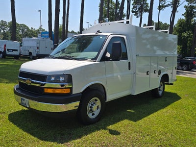 2025 Chevrolet Express Cutaway 3500 1WT