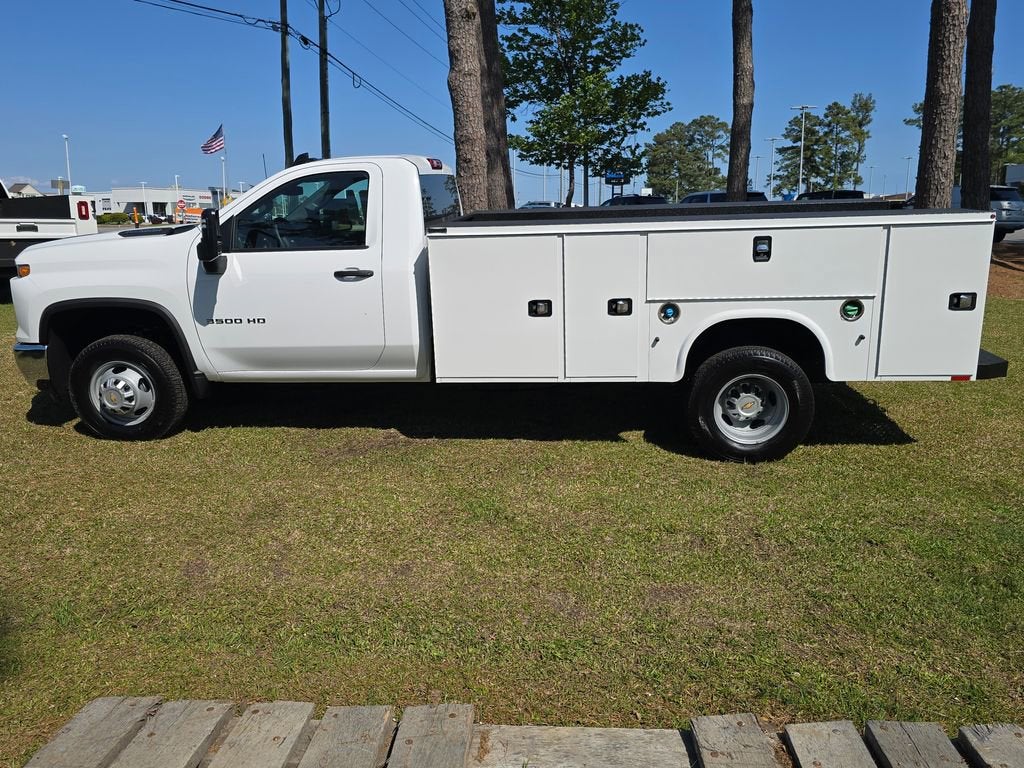 2025 Chevrolet Silverado 3500 HD Chassis Cab Work Truck