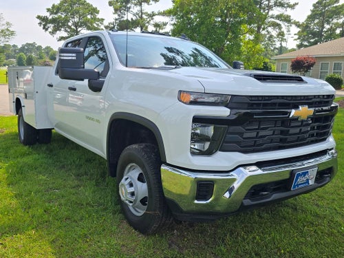 2025 Chevrolet Silverado 3500 HD Chassis Cab Work Truck