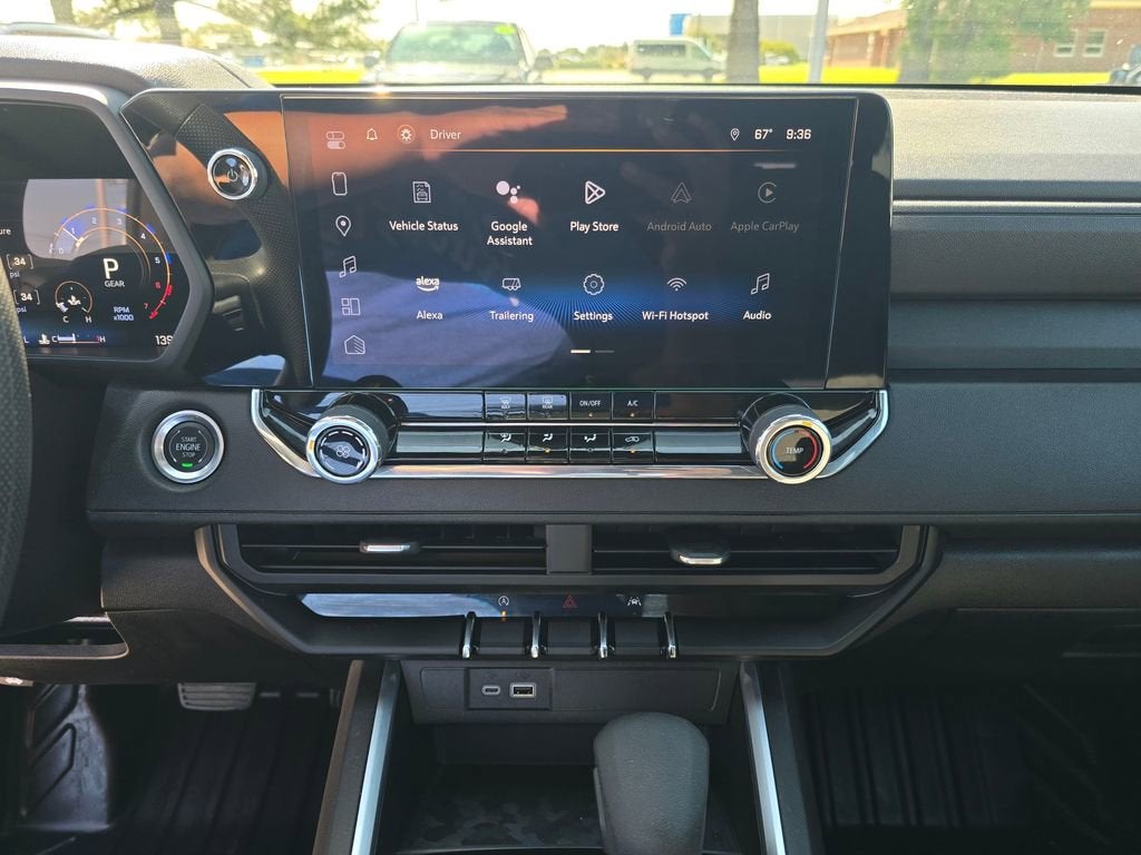 2024 Chevrolet Colorado WT