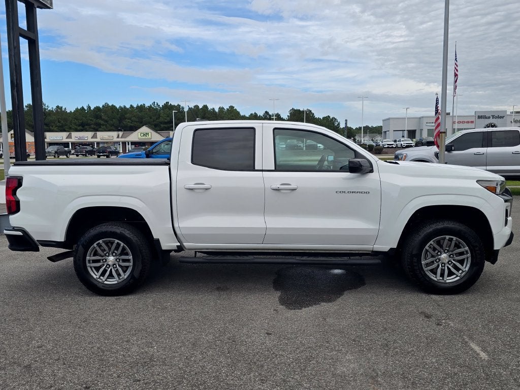 2025 Chevrolet Colorado Work Truck - Photo 6
