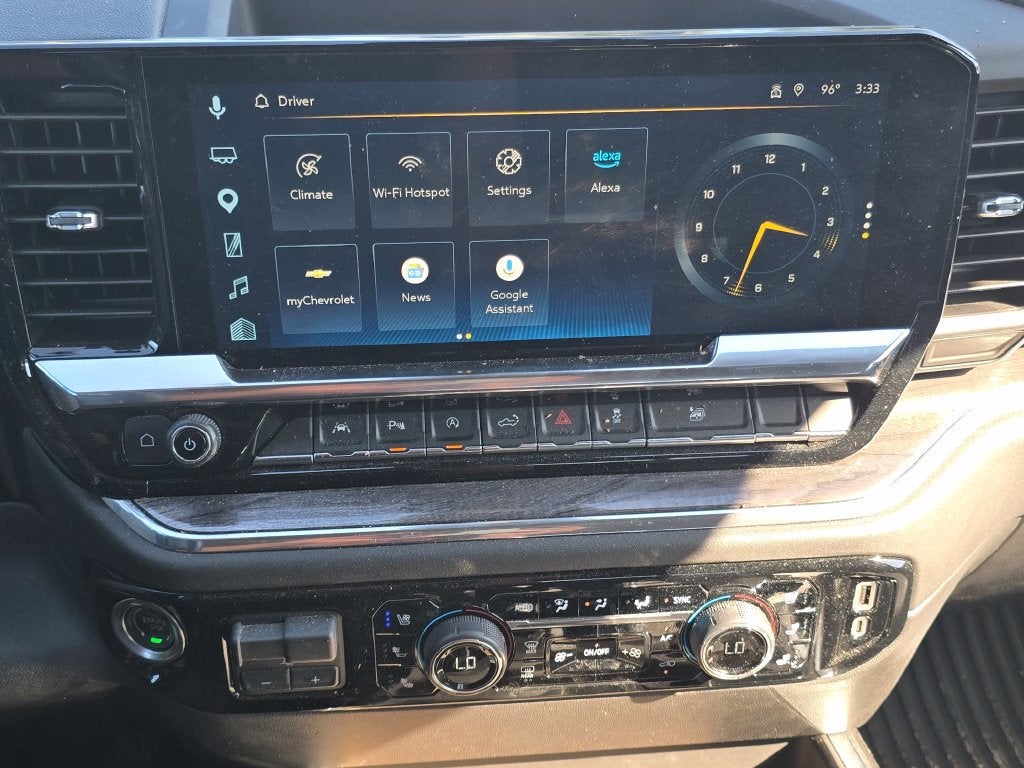 2025 Chevrolet Silverado 1500 LTZ - Photo 18