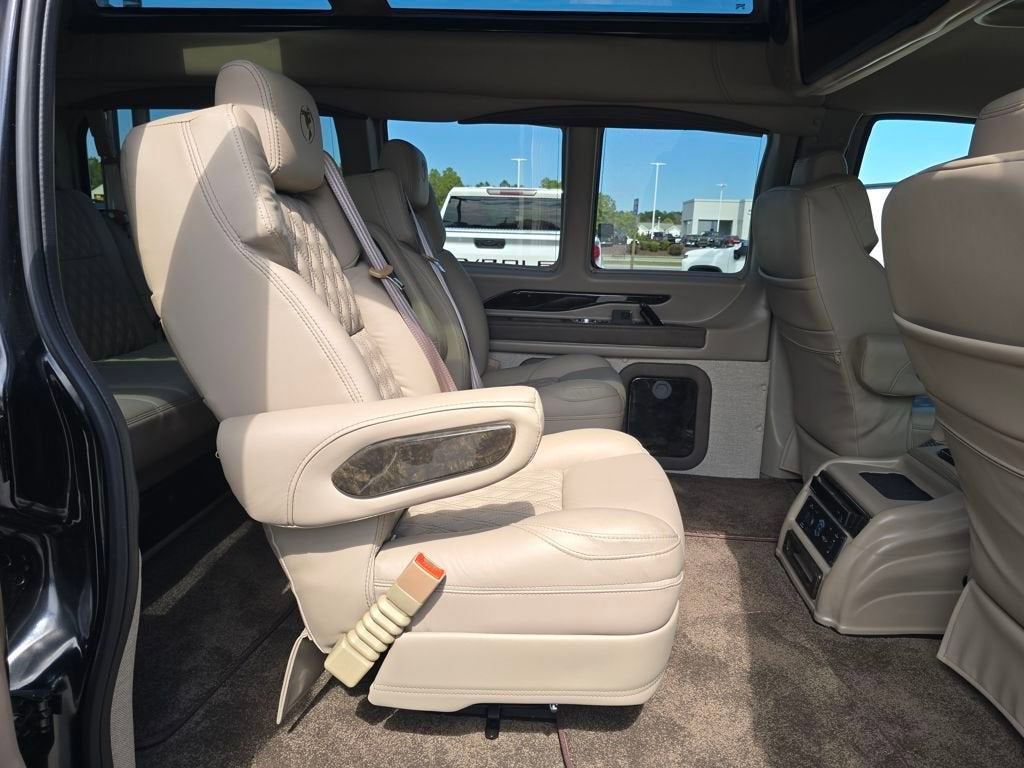 2026 Chevrolet Express Cargo WT