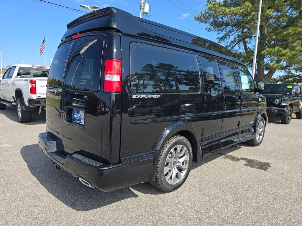 2026 Chevrolet Express Cargo WT