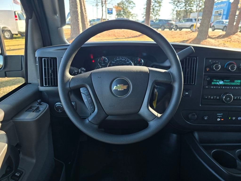 2025 Chevrolet Express Cargo 2500 WT