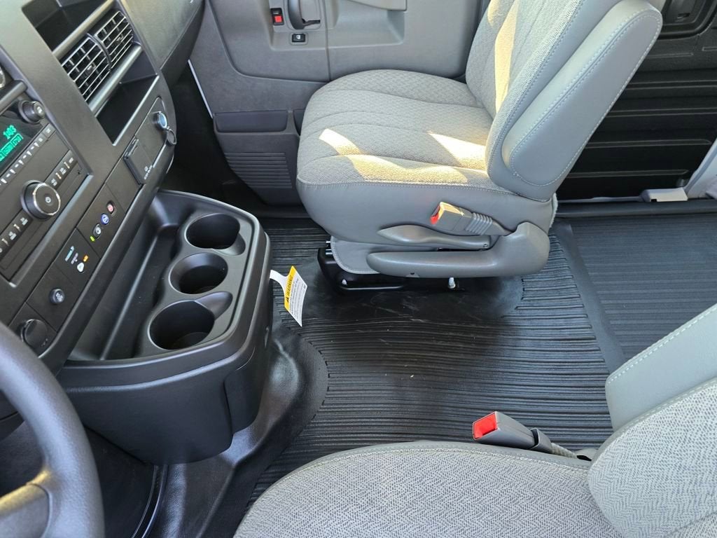 2025 Chevrolet Express Cargo 2500 WT