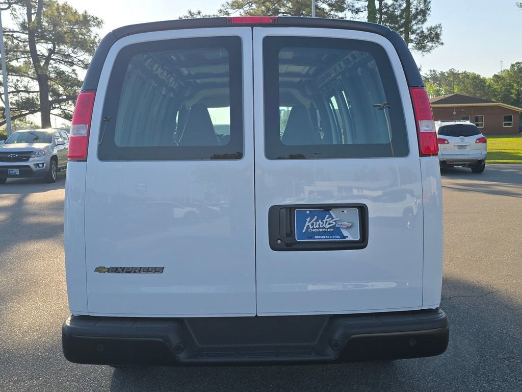 2026 Chevrolet Express Cargo WT