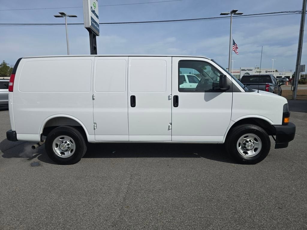 2025 Chevrolet Express Cargo 2500 WT