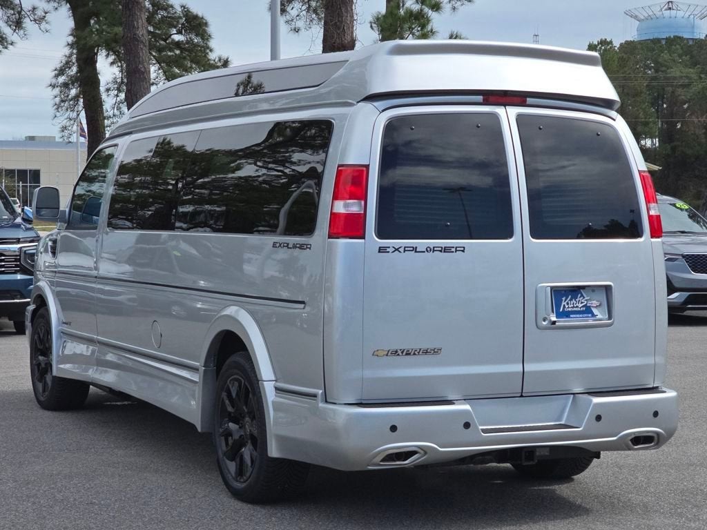 2026 Chevrolet Express Cargo WT