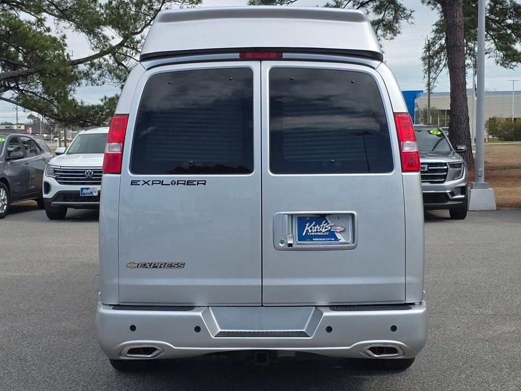 2026 Chevrolet Express Cargo WT