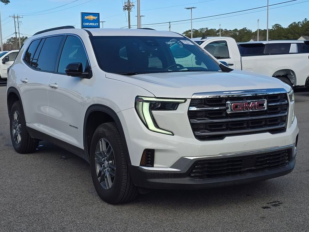 2025 GMC Acadia Elevation