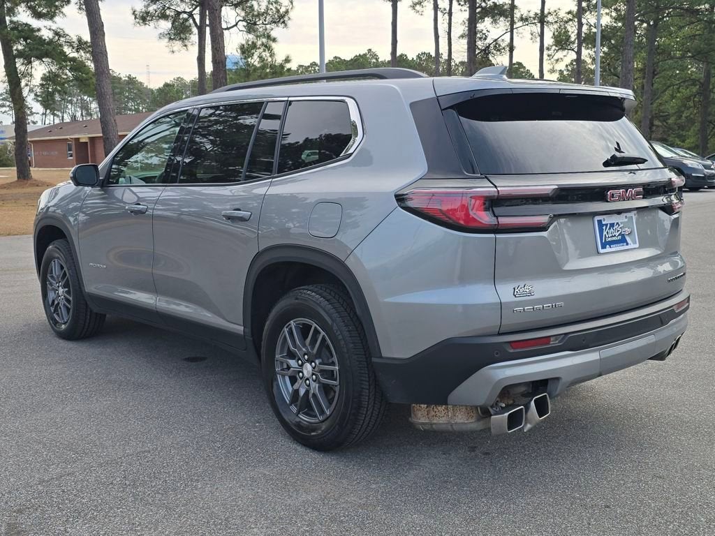 2025 GMC Acadia Elevation