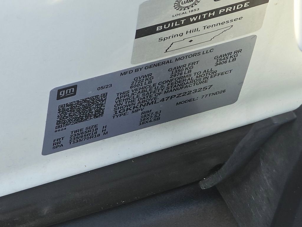 2023 GMC Acadia SLT