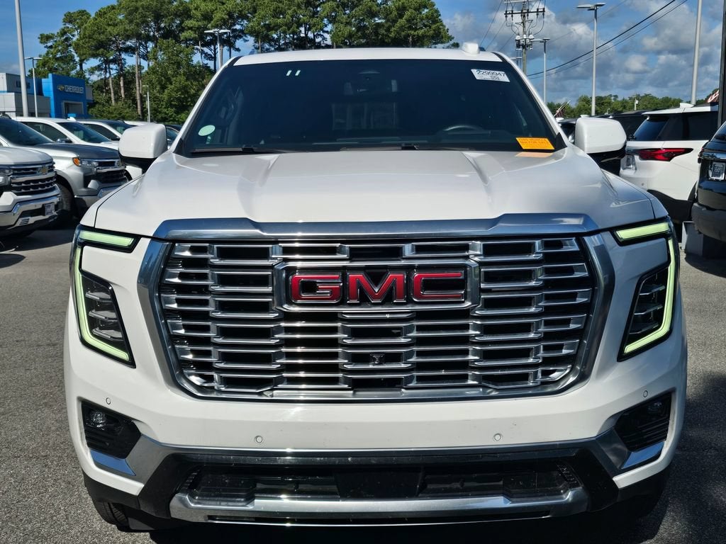 2025 GMC Yukon Denali - Photo 8