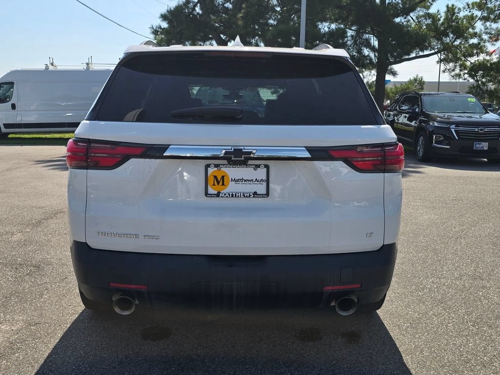2023 Chevrolet Traverse LT Leather