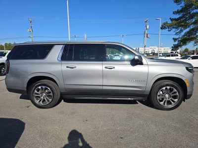 2026 Chevrolet Suburban LT