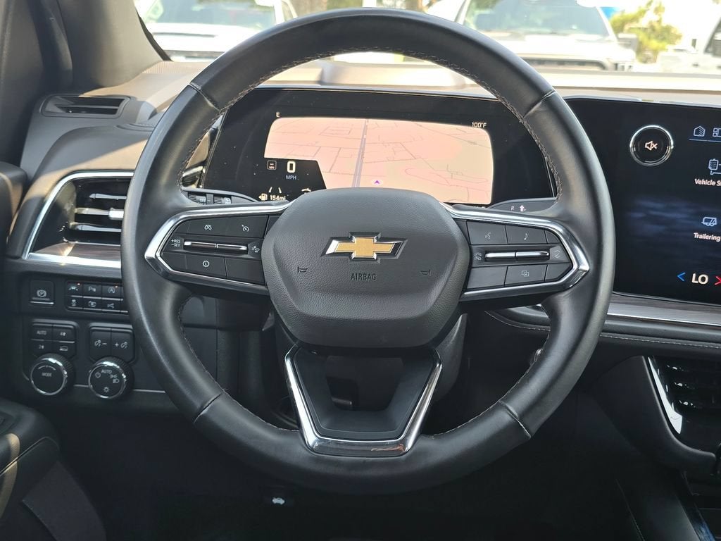 2025 Chevrolet Suburban LT