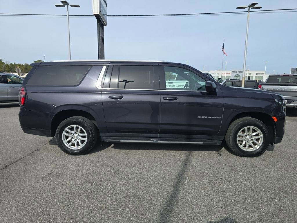 2022 Chevrolet Suburban LT