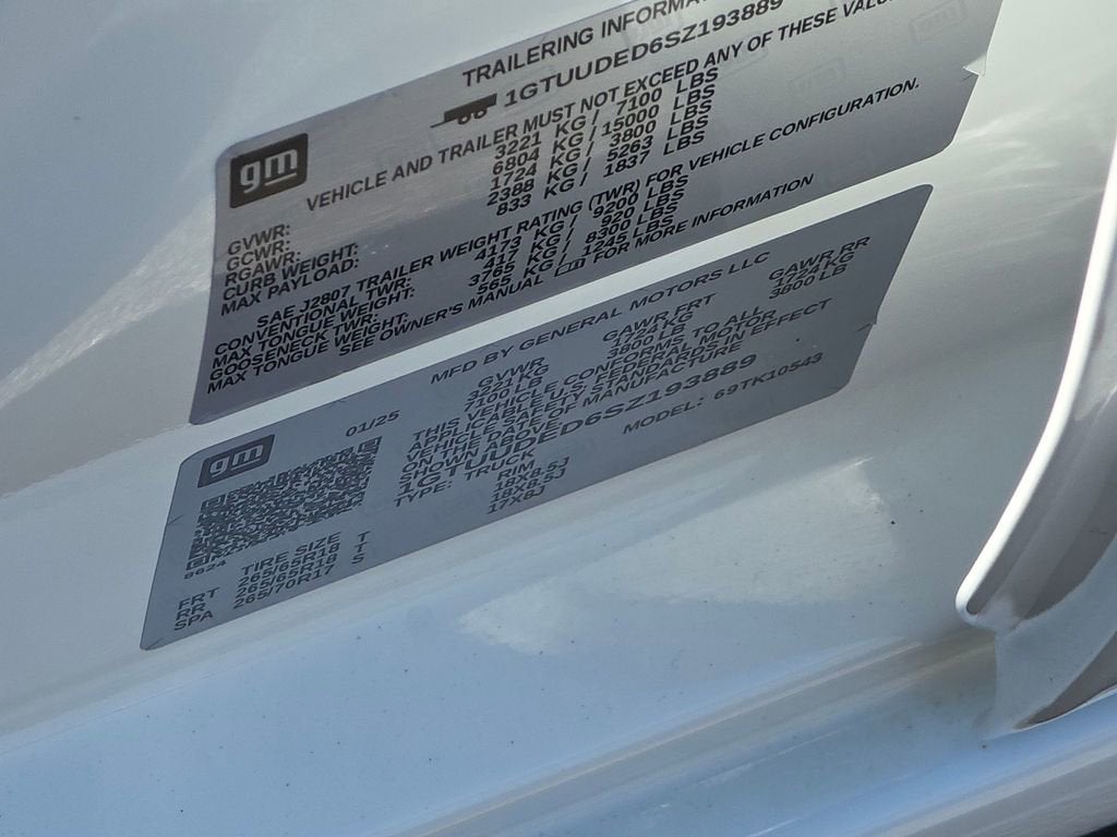 2025 GMC Sierra 1500 SLT