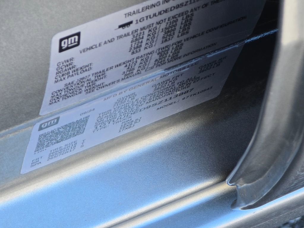 2025 GMC Sierra 1500 SLT