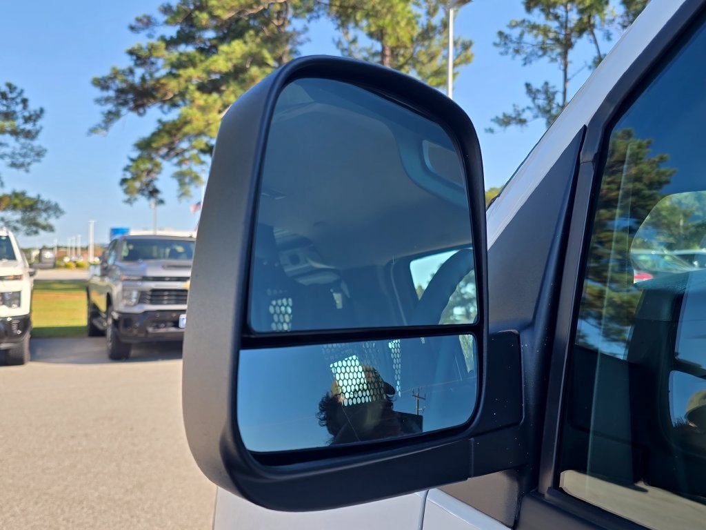 2025 GMC Savana Cargo Work Van - Photo 9