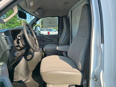 2026 Chevrolet Express Cutaway 3500 1WT