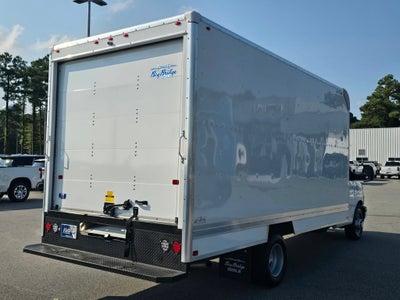 2026 Chevrolet Express Cutaway 3500 1WT