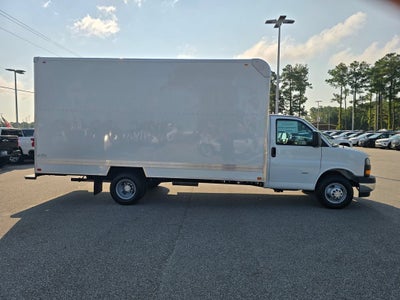 2026 Chevrolet Express Cutaway 3500 1WT