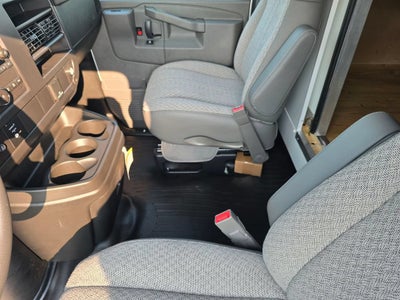 2026 Chevrolet Express Cutaway 3500 1WT