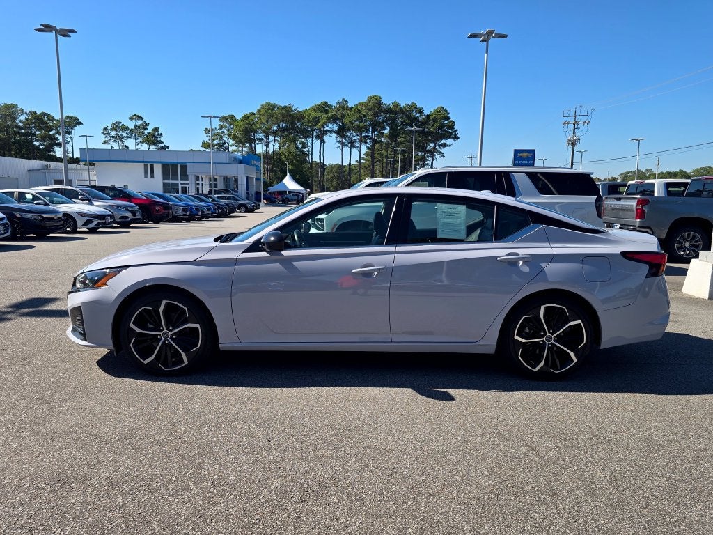 2024 Nissan Altima 2.5 SR