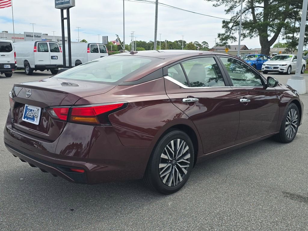 2025 Nissan Altima SV