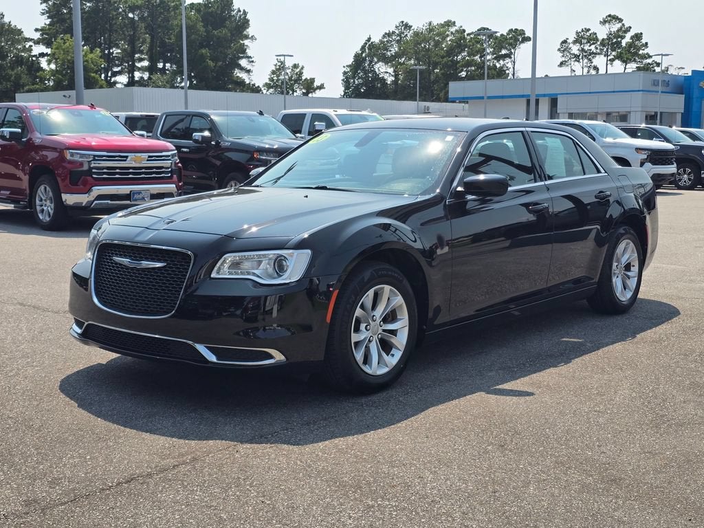 2023 Chrysler 300 Touring