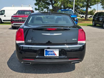 2023 Chrysler 300 Touring