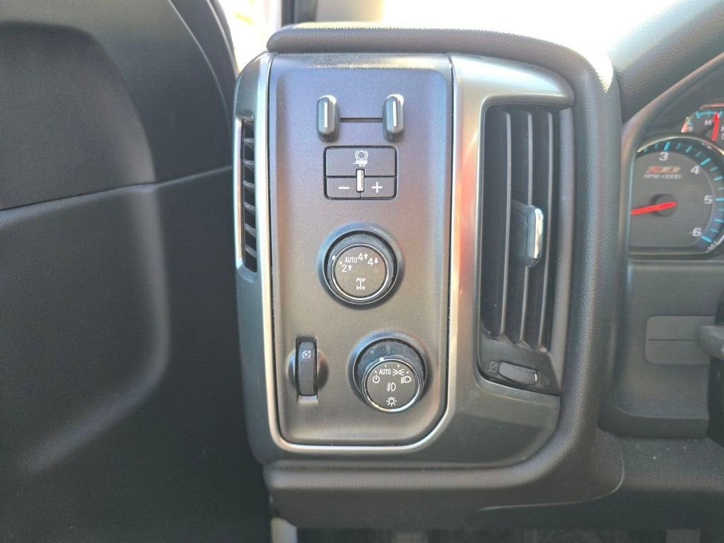 2019 Chevrolet Silverado LD LT