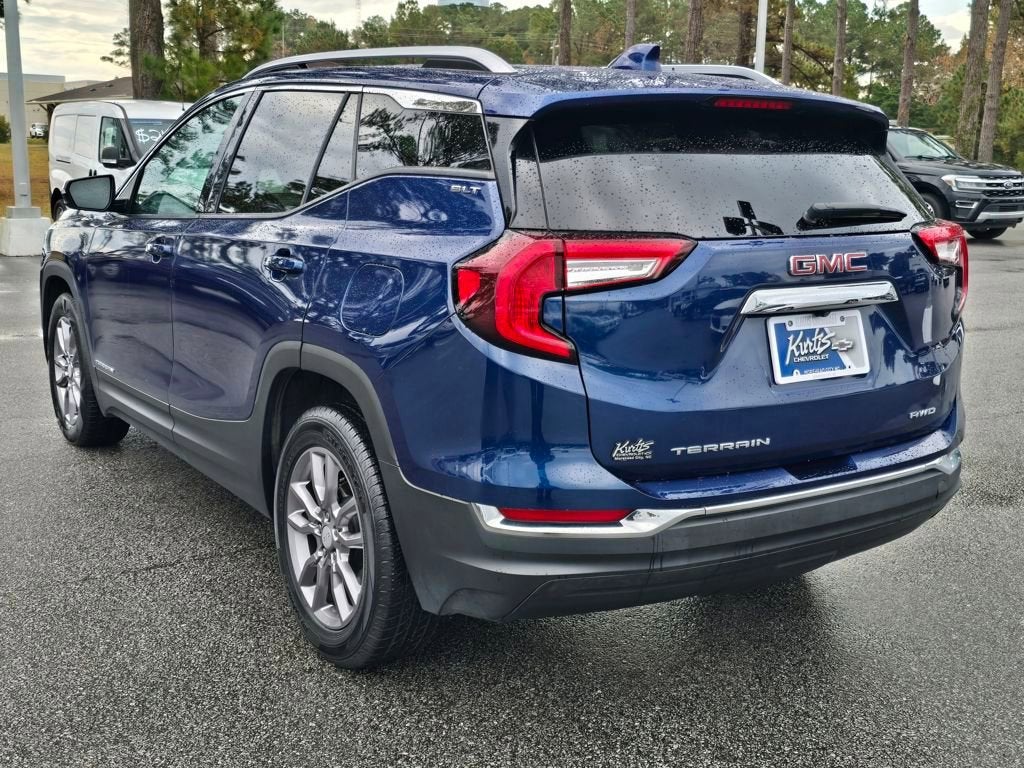 2023 GMC Terrain SLT