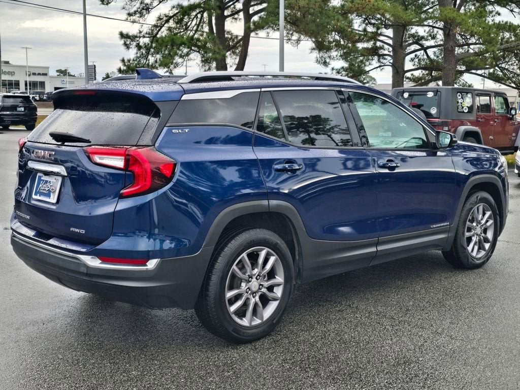 2023 GMC Terrain SLT