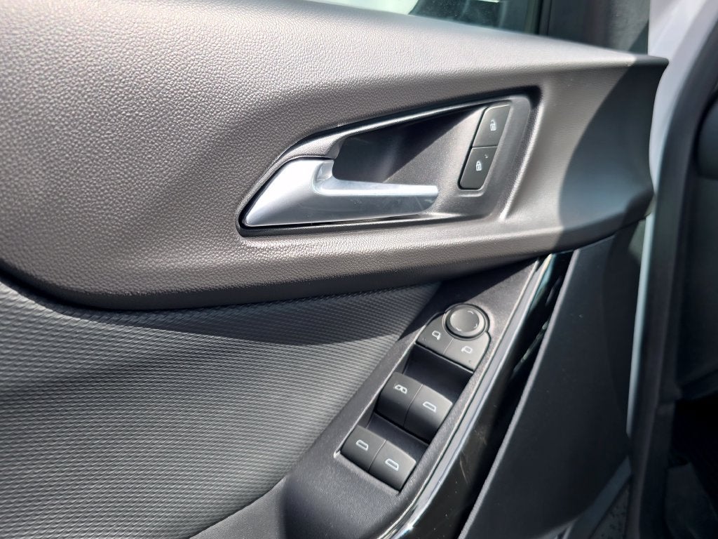 2027 Chevrolet Equinox LT - Photo 11
