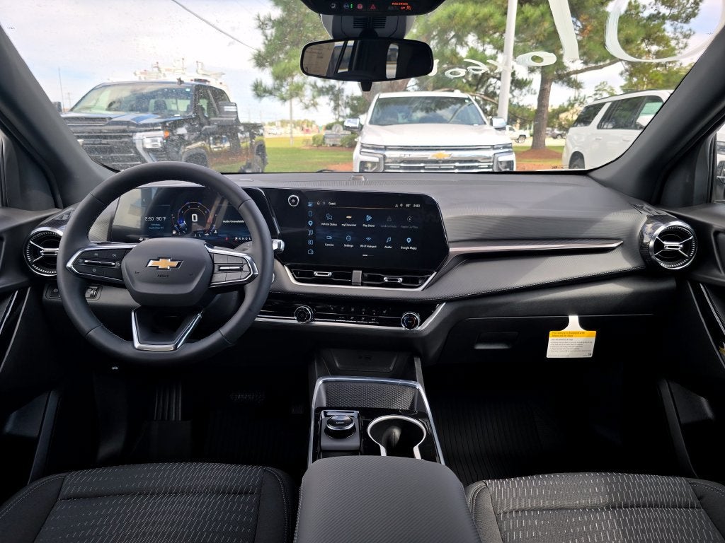 2027 Chevrolet Equinox LT - Photo 12