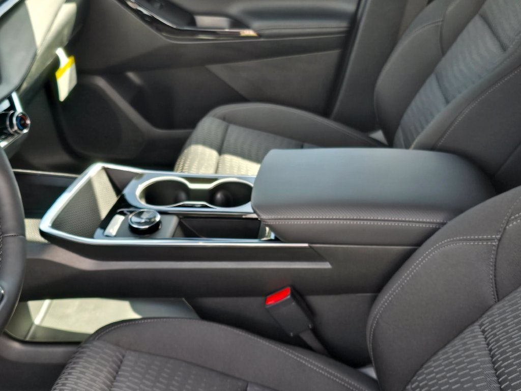 2027 Chevrolet Equinox LT - Photo 26