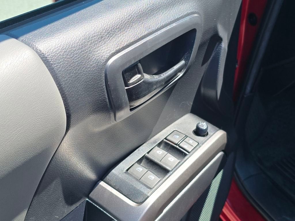 2023 Toyota Tacoma SR5 V6