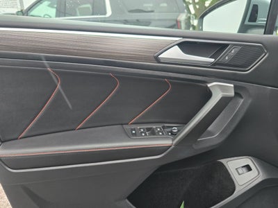 2024 Volkswagen Tiguan 2.0T Wolfsburg Edition