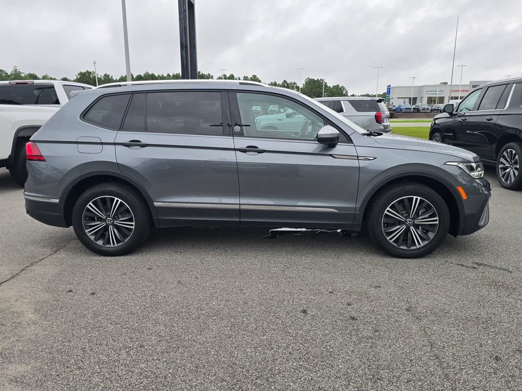 2024 Volkswagen Tiguan 2.0T Wolfsburg Edition