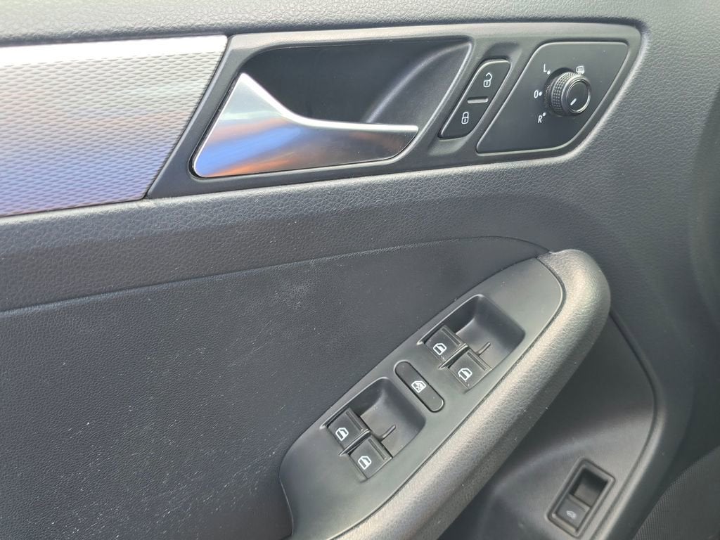2015 Volkswagen Jetta 1.8T SE