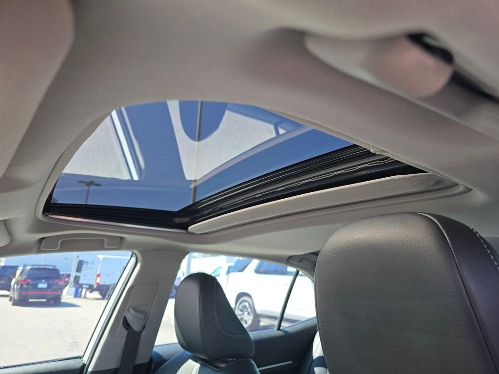 2021 Toyota Camry XSE Hybrid