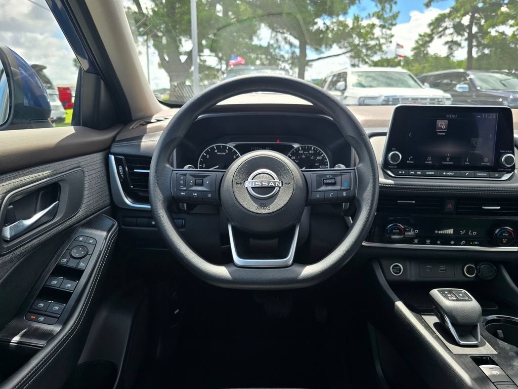 2022 Nissan Rogue SV FWD