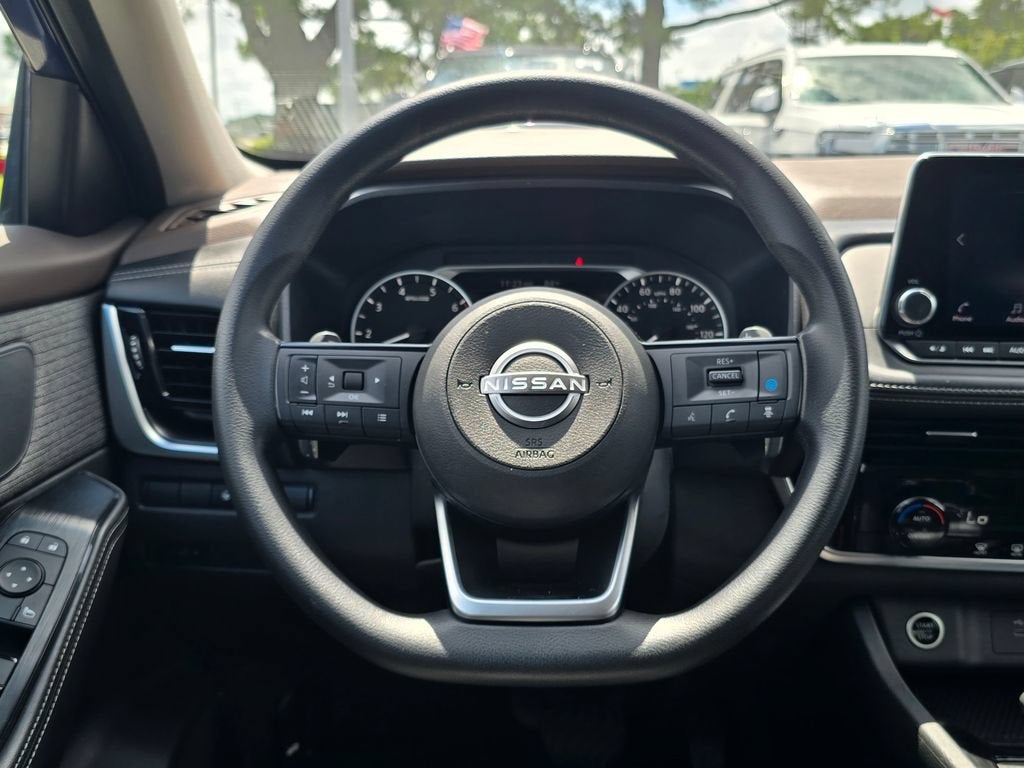 2022 Nissan Rogue SV FWD