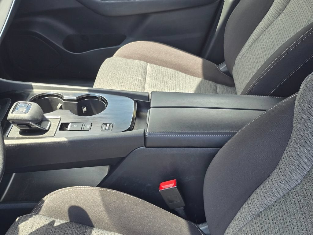 2022 Nissan Rogue SV FWD