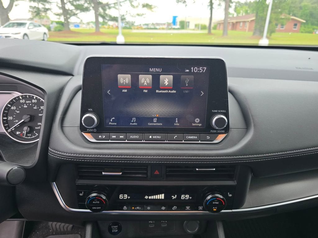 2025 Nissan Rogue SV FWD