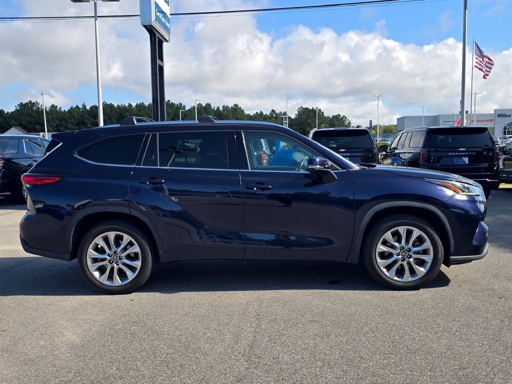 2022 Toyota Highlander Limited