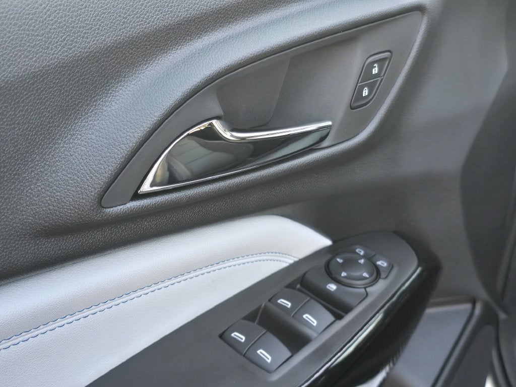 2026 Chevrolet Trax LT - Photo 11
